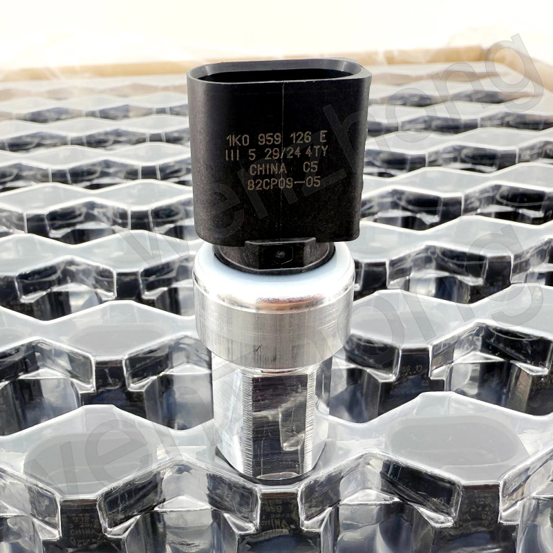 1PCS 1K0959126B 1K0959126E A/C Refrigerant Pressure Sensor for Passat Golt 1J0959126 1K0959126A 1K0