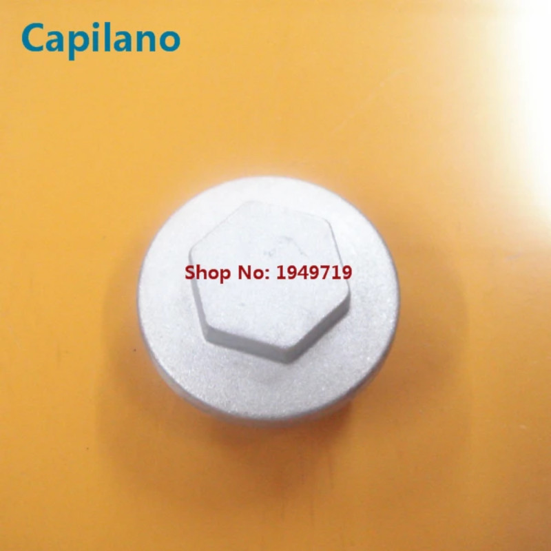 2PCS motorcycle CG125 ZJ125 WY125 motor engine valve cover screw used on cylinder for Honda 125cc C