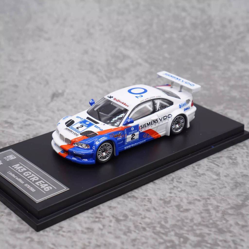 DCM 1:64 BMW E46 M3 GTR รถโมเดลโลหะผสมเครื่องประดับขนาดเล็ก