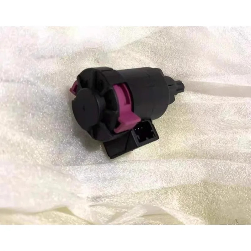 Brake Light Switch for Audi A4L A4 A6L A6 Q5 Q7 A7 A8 A3 Q3 A5