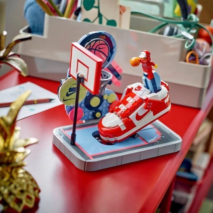 TOP Nike Dunk 43021 - Sports Shoe Model & Basketball Court, Puzzle Gift for Basketball Fans