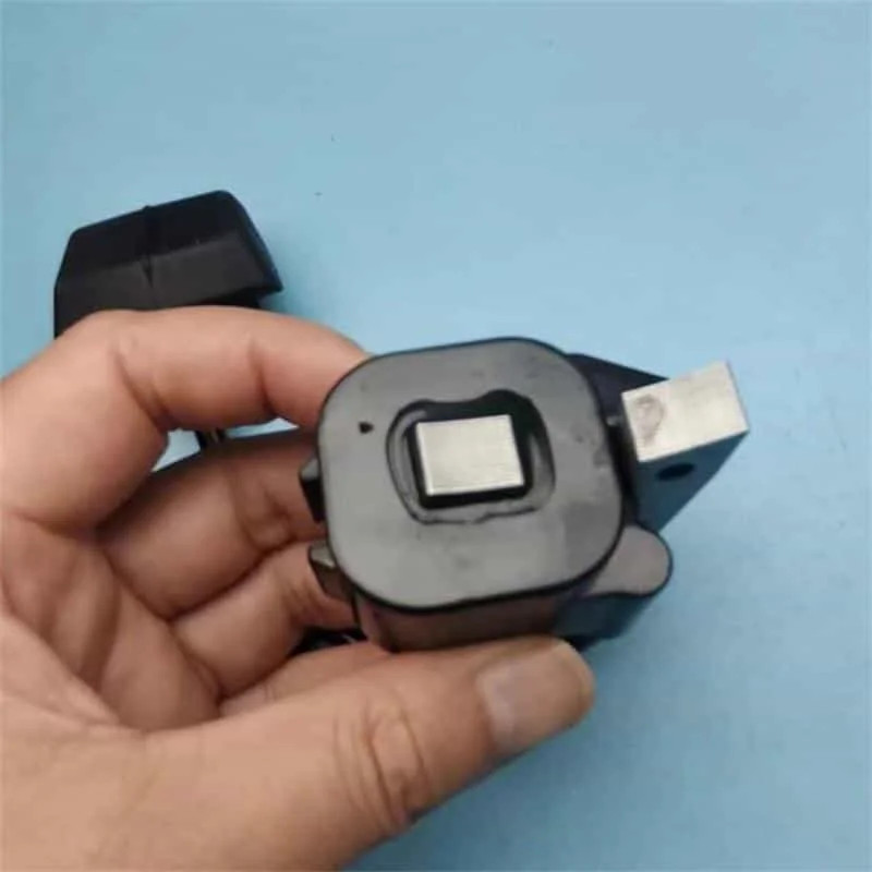 EC025 IGNITION COIL FOR ROBIN SUBARU EC025GR KAWASAKI PST75 750 OCHIAI OHT750 KAAZ 24.5CC TRIMMER S