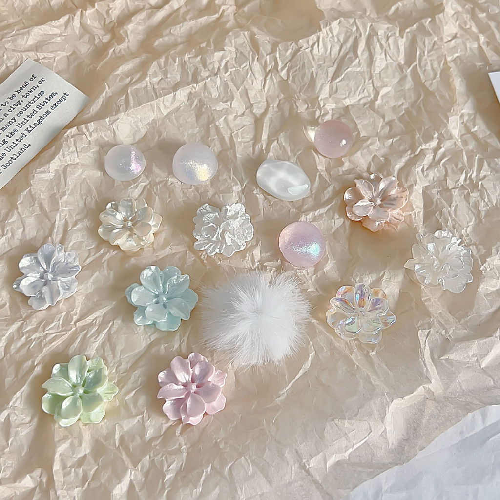 สินค้าใหม่แฮนด์เมด: รองเท้าห่วงโซ่อิฐ สไตล์ใหม่ เพิ่มความสวยงามจากลวดลายดอกไม้