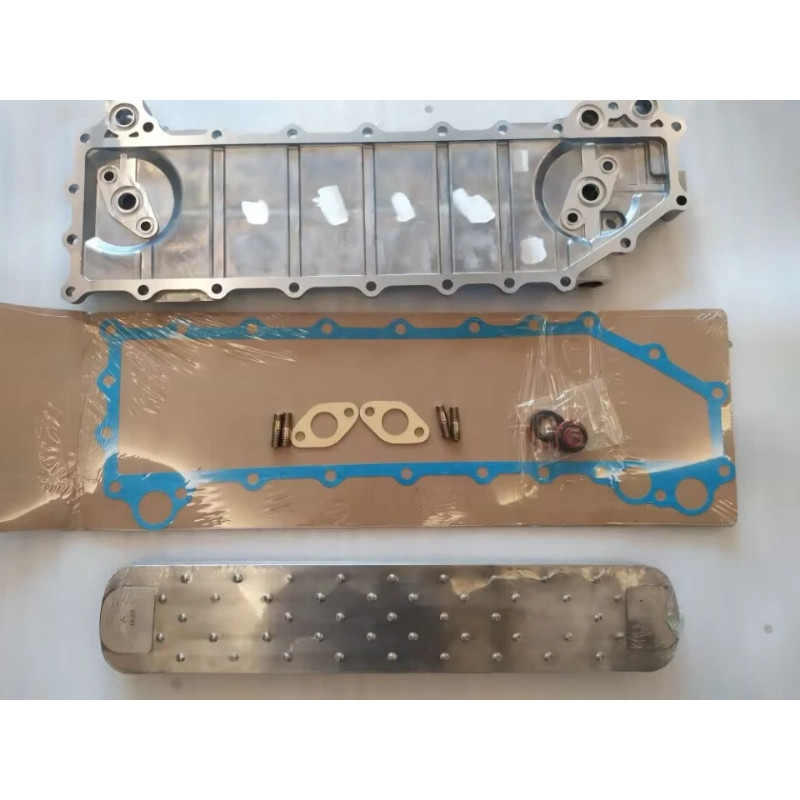 Complete 6D22 6D24 Oil Cooler Cover Oil Cooler Core With Gasket For Mitsubishi 6D22T SY385 SK450-6