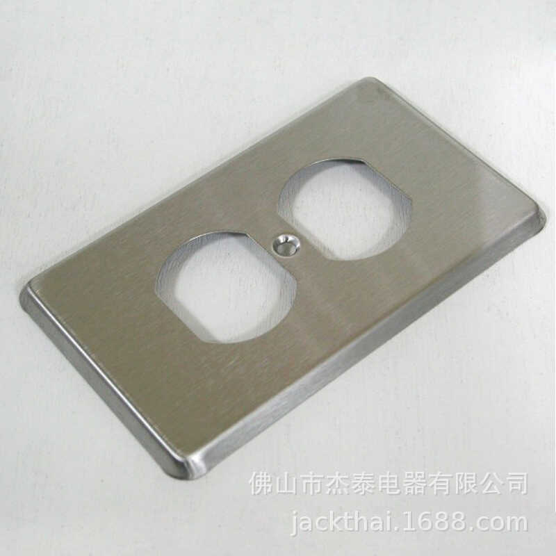 แผงป้องกันซ็อกเก็ต NEMA มาตรฐานอเมริกัน Twins NEMA 5-15R แผงซ็อกเก็ตซ็อกเก็ตคู่แผ่นโลหะ