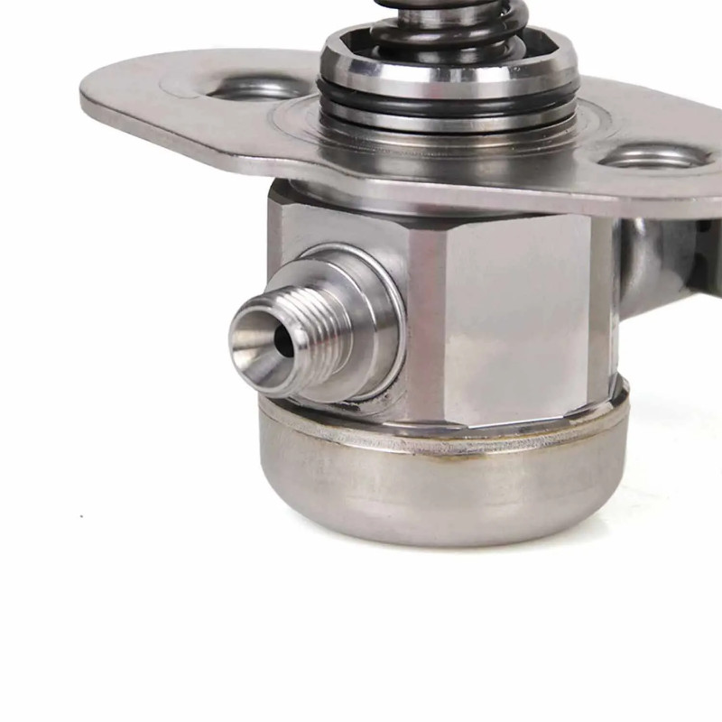 High Pressure Fuel Pump 13518604232 For BMW 550i 550i GT 650i 750i xDrive 750Li M6 V8 4.4L Fuel Pum