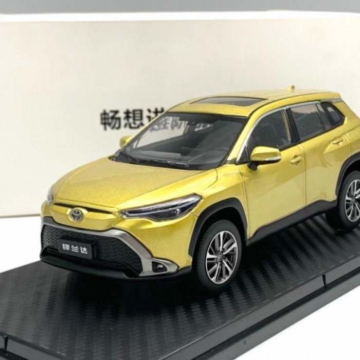 Guangauto Toyota 1/30 Front Lander Front Lander Alloy Premium Car Model Door Windows