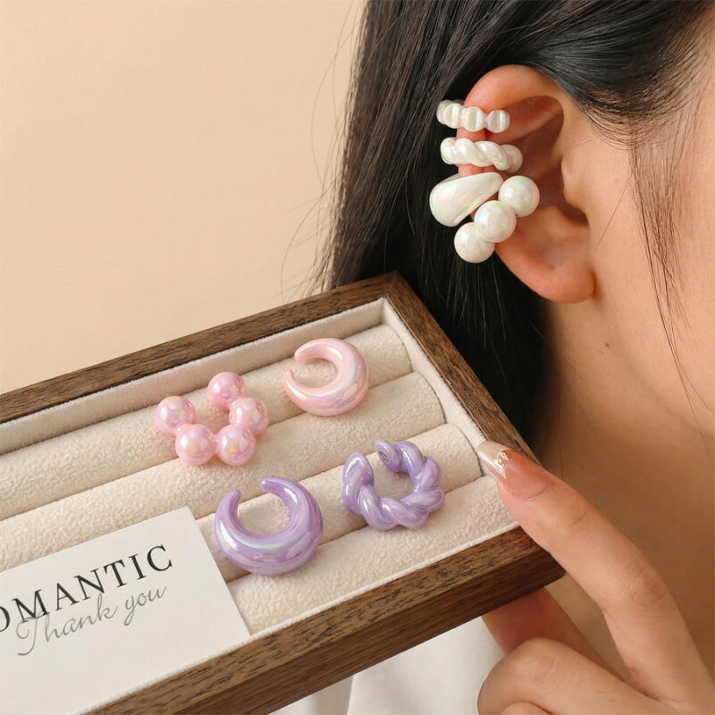 ชุดต่างหูไม่เจาะLOBE 4 ชิ้น พลาสติกเรซิ่นและ펄ลUSTER น่ารัก อินเทรนด์ เครื่องประดับสำหรับวัยทีน