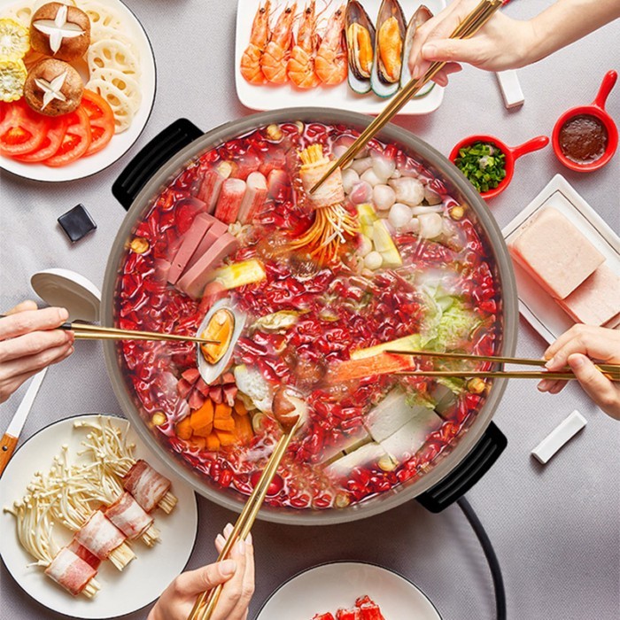1500W 4.5L Multifunctional Electric Cooker Heating Pan Electric Cooking Pot Machine Hotpot Noodles