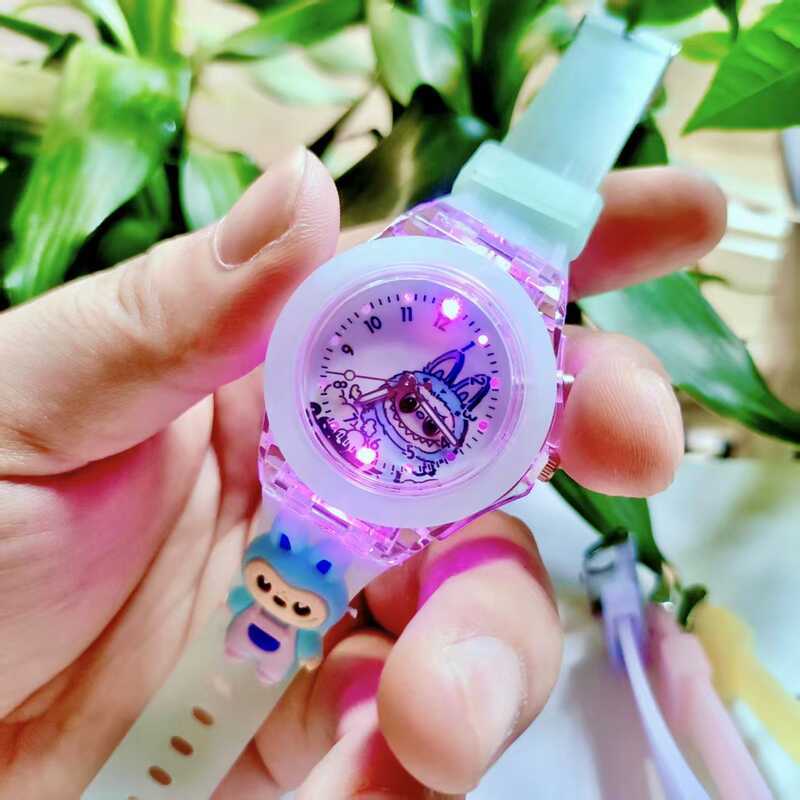 Labu Watch Luminous Toy Pop Mart Doll Claw Claw Crane Gift Set Toy