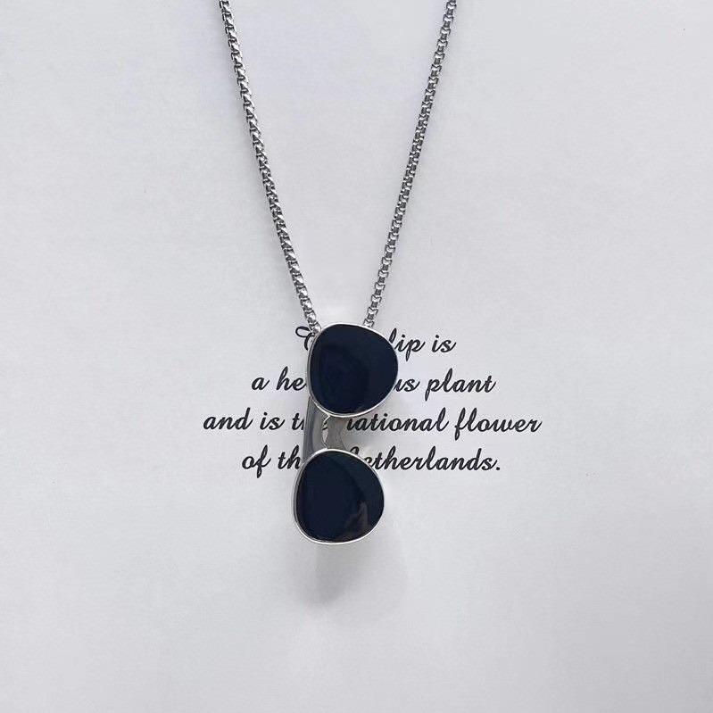 แว่นตากันแดดน่ารักพร้อมสร้อยคอมetallic chain ออร์นานเมนต์โลหะ ของขวัญเครื่องประดับยอดนิยม