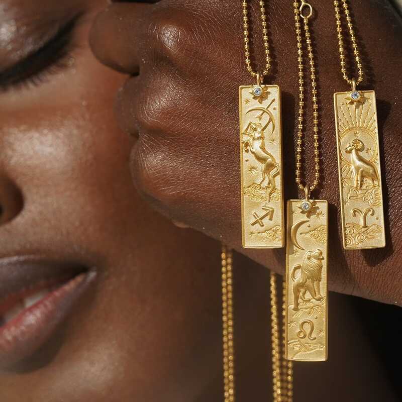 ยุโรปอเมริกันสแตนเลส 12 Constellation Tarot Card Diamond-Studded ไทเทเนียมสร้อยคอเหล็ก In-Furnace สู