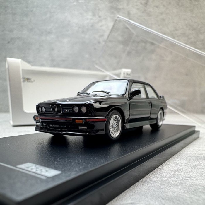 BMW M3 (E30) สีดํา 1: 64 โมเดลรถอัลลอย AR box Car Model