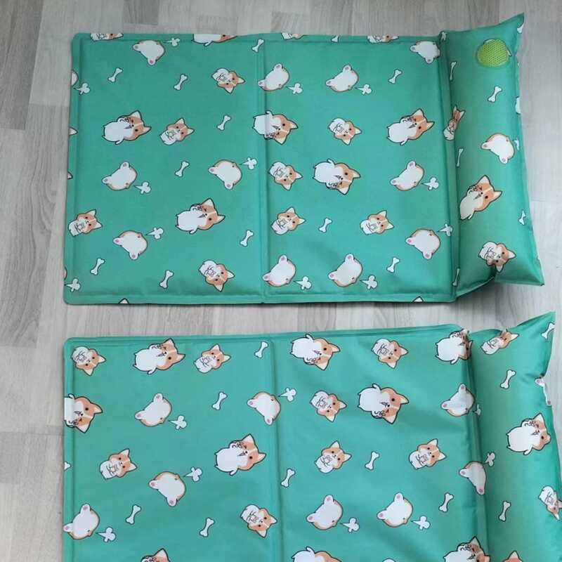 แผ่นทําความเย็นสัตว์เลี้ยง ฤดูร้อน Cooling Cooling Cooling Pad สุนัข Cooling Pad ทนทานกัดทนกันน้ํา C