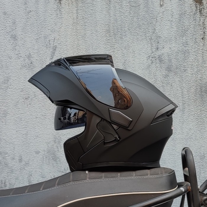 DOT Cool Dual-lens Interior Visor Modular Flip Helmet Capacetes Men's Knight Motorcycle Helmet Raci