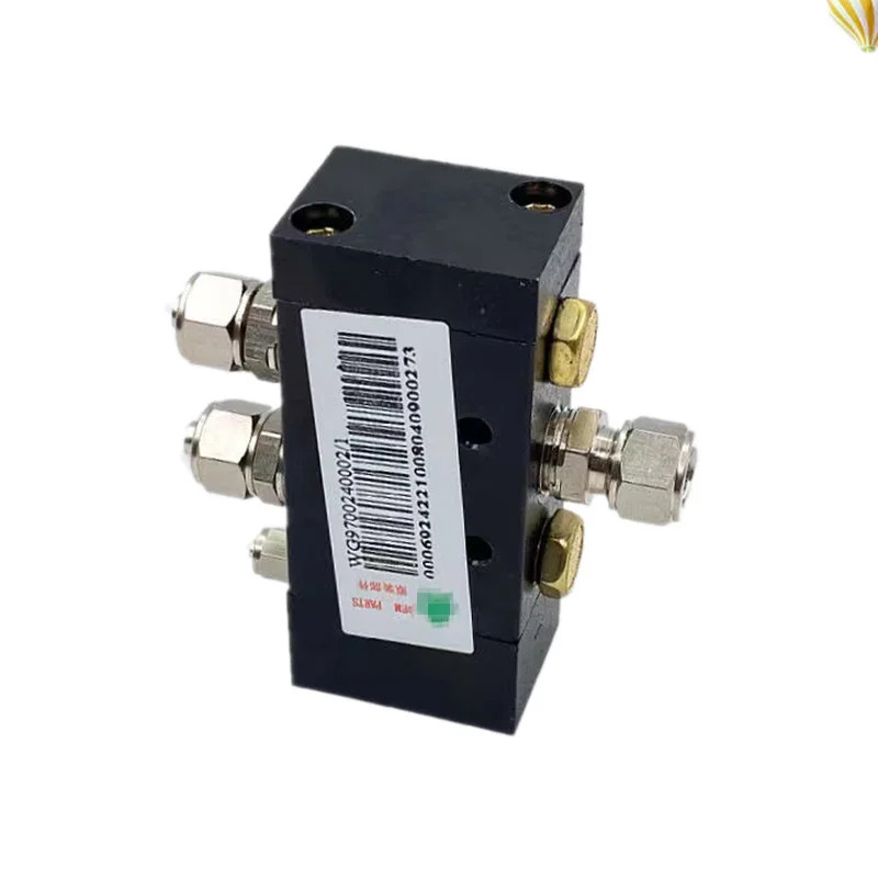 WG9700240002 Two-position Five-way Valve Used For CNHTC SINOTRUK HOWO T7H T5G Transmission Solenoid