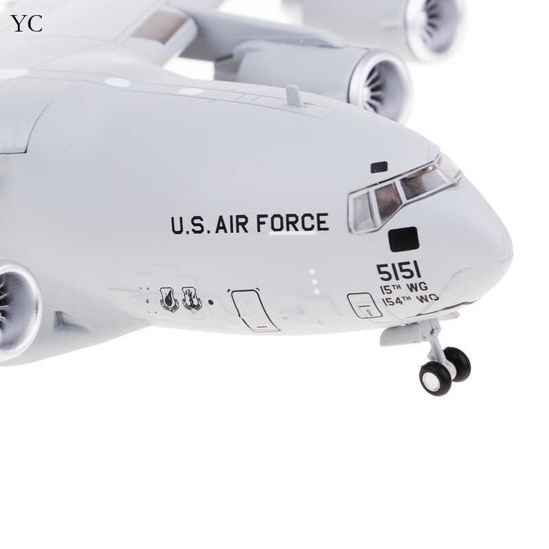1/200 C-17 Dolity Transport Airplane  Aeroplane Collectibles Toy Home Decor