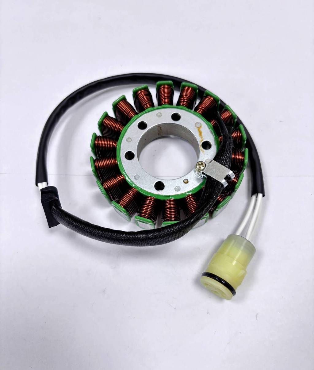 ที่ต้องการ❤ เหมาะสําหรับรถจักรยานยนต์ Kawasaki Z750 Z1000 คอยล์ 03-06 ZX636 ZX-6RR คอยล์จุดระเบิดมอเ