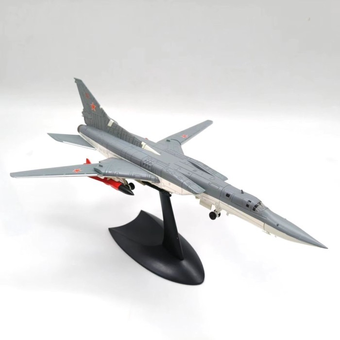 WLTK Rizhe 1: 144 รัสเซีย TU22M3 Backfire Bomber ภาพ 22 จําลองเครื่องบินเครื่องบินรุ่น