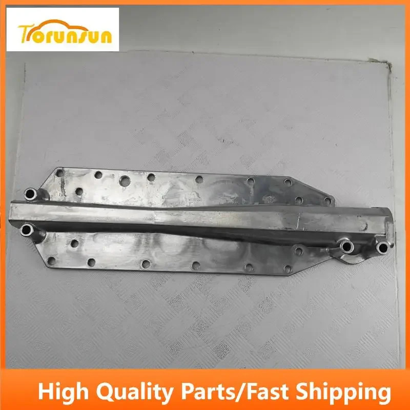 Oil Cooler Cover 6150-61-2123 for Komatsu Engine 6D125 Excavator PC400-6 PC200-3
