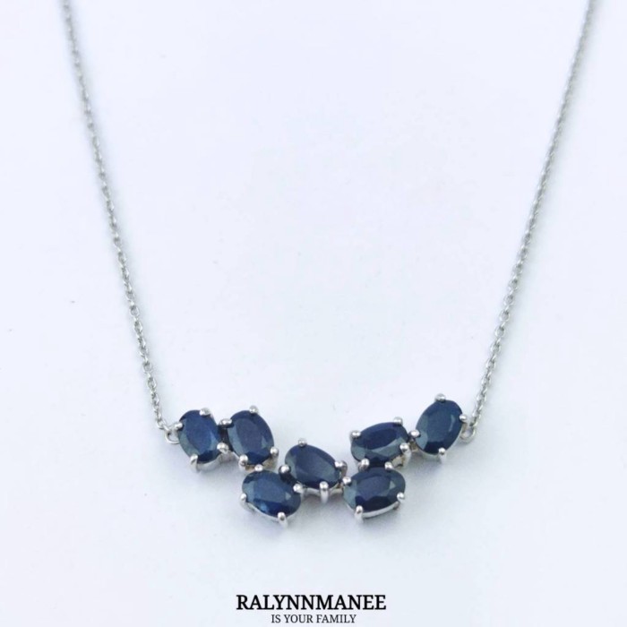 NK008 สร้อยคอพลอยไพลินแท้ ( Natural Blue Sap. ) ตัวเรือนเงินแท้ 925 ชุบทองคำขาว ยาว 18 - 20 นิ้ว