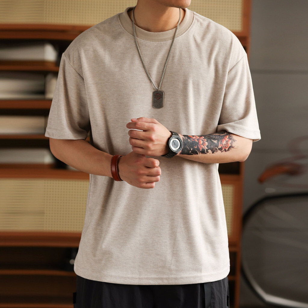 Wuluwear [ขนสัตว์ใยน้ำส้มสายชู] สบาย ๆ 240g เนื้อผ้าเสื้อยืดแขนสั้นชาย spikes ด้ายคอเสื้อด้านล่าง