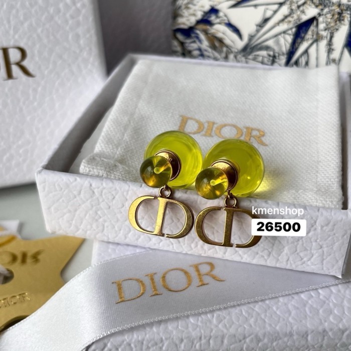 New ต่างหู  Dior พร้อมส่ง
