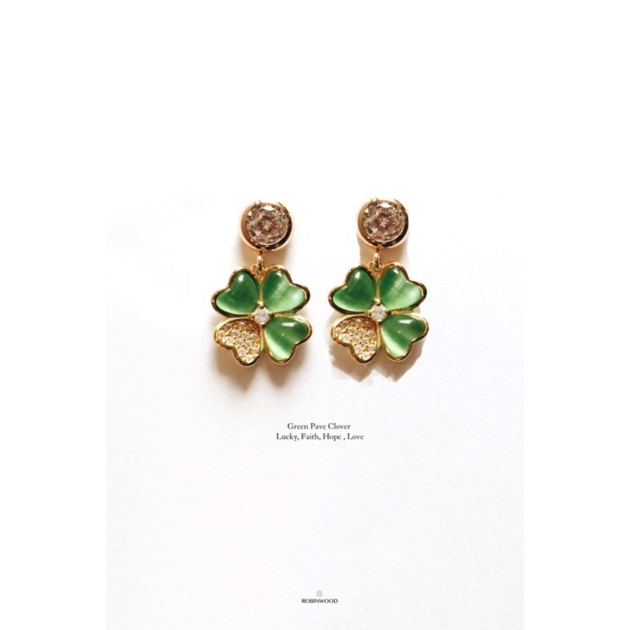 ต่างหูโคลเวอร์ Pave Green Agate Clover