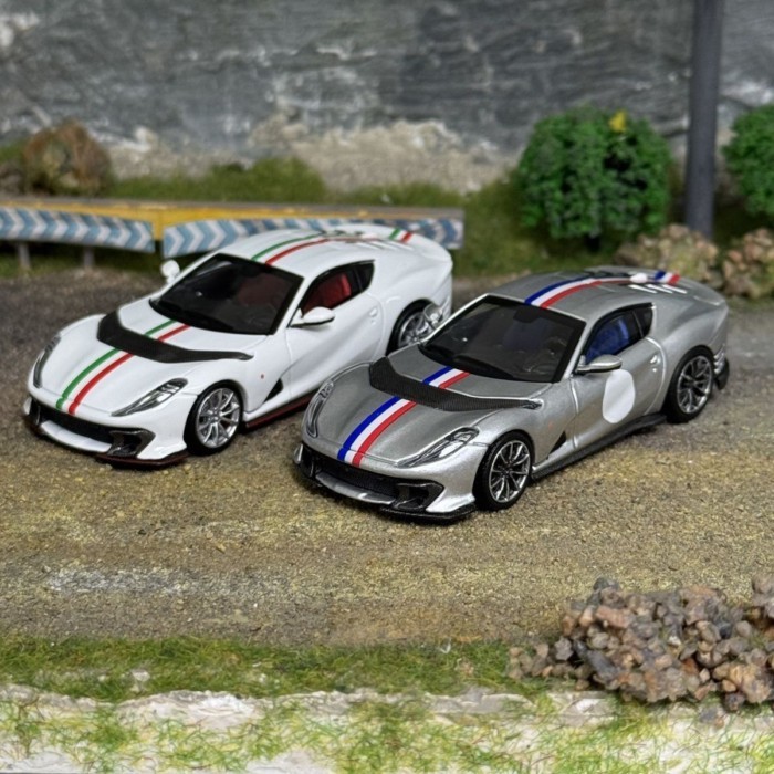 คลังสินค้าพร้อม Fumei TOC 1: 64 Ferrari Ferrari 812C FE812C โมเดลรถโลหะผสมจําลองเครื่องประดับ