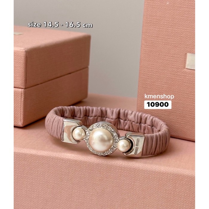 New Miu miu พร้อมส่ง