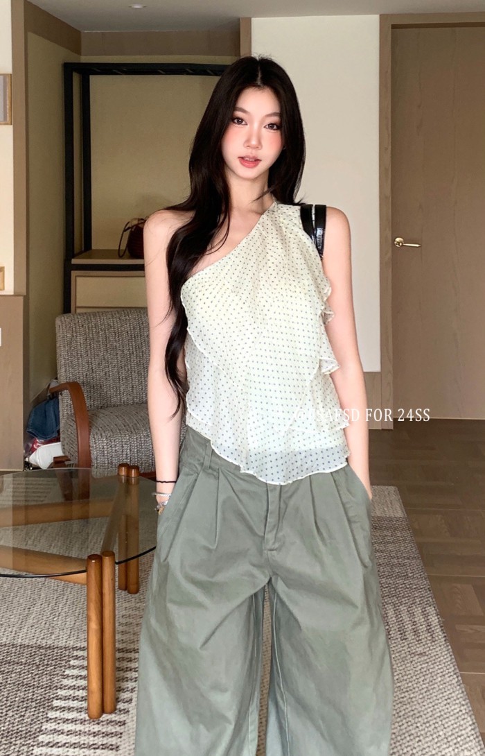 FSAFSD เสื้อเชิ้ตพิมพ์ลายจุดDOT สไตล์ฤดูร้อน ทรงSlim-fit สบายๆ เหมาะสำหรับสวมใส่วันdaily wear