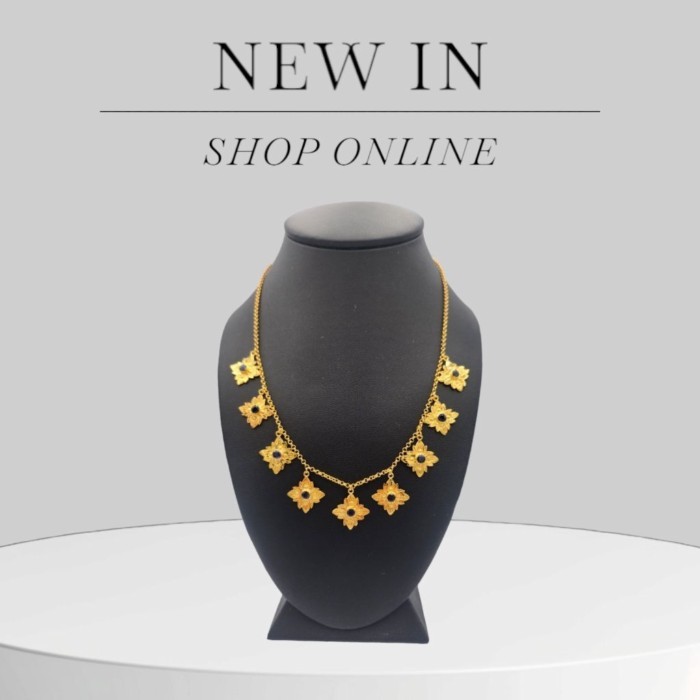 Flora Gold Line with Iolite