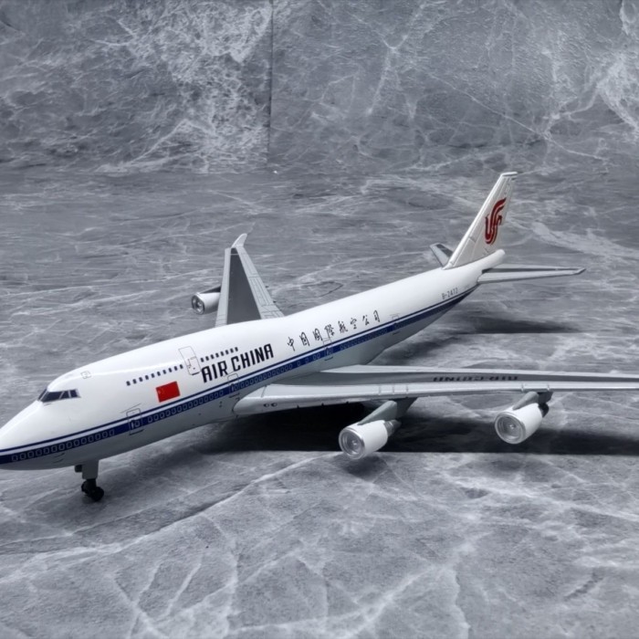 1/400 โบอิ้ง 747-400F B-2472 China International Airlines Airliner Alloy