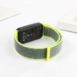 สายรัดแบบลูปไนลอน for Huawei Band 11 11 Pro/10 9 8 NFC/7 อุปกรณ์เสริมสายรัดกีฬาแบบปรับได้สำหรับเปลี่ยนใหม่