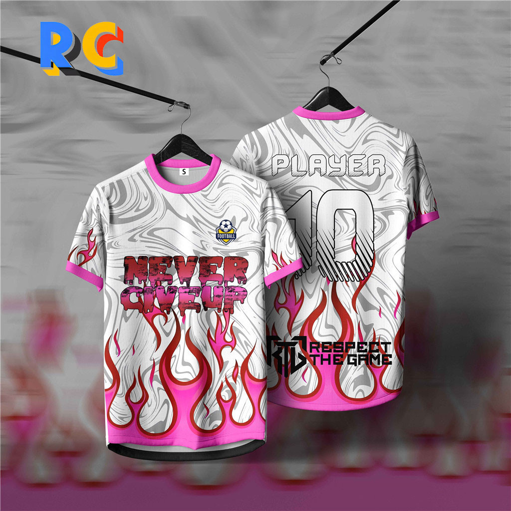 เสื้อฟุตบอลแบบกำหนดเอง คุณภาพสูง ราคาประหยัด ใส่สบายสำหรับทั้งผู้ชายและผู้หญิง ดีไซน์ย้อนยุค ระบายอากาศได้ดี