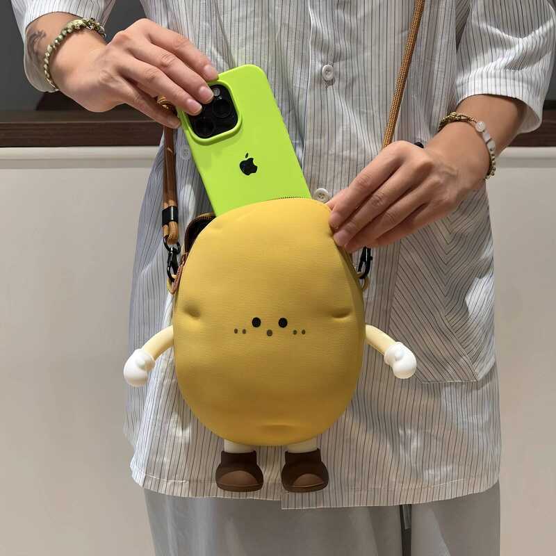 C Cute Large Capacity 3D Crossbody Creative Earphone Vegetable Storage New 2025 Potato Mobile Phone