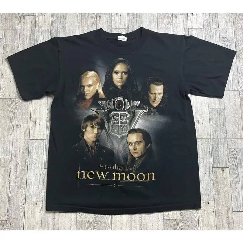 Twilight Saga Vintage Y2k T เสื้อ New Moon Movie Promo Tee Medium Dakota Fanning