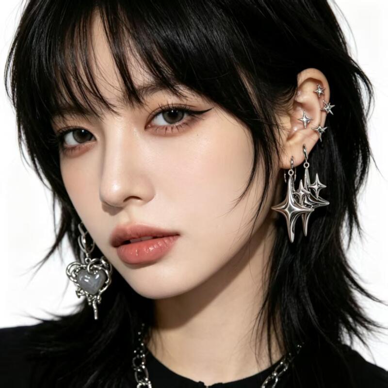 2 คู่ Punk Y2K ต่างหูหัวใจ Vintage Silvery Star Drop ต่างหูเครื่องประดับ Hypoallergenic