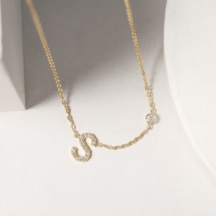 สร้อยคอทองแท้ 9K S Diamond Alphabet Initial with Mini Diamond