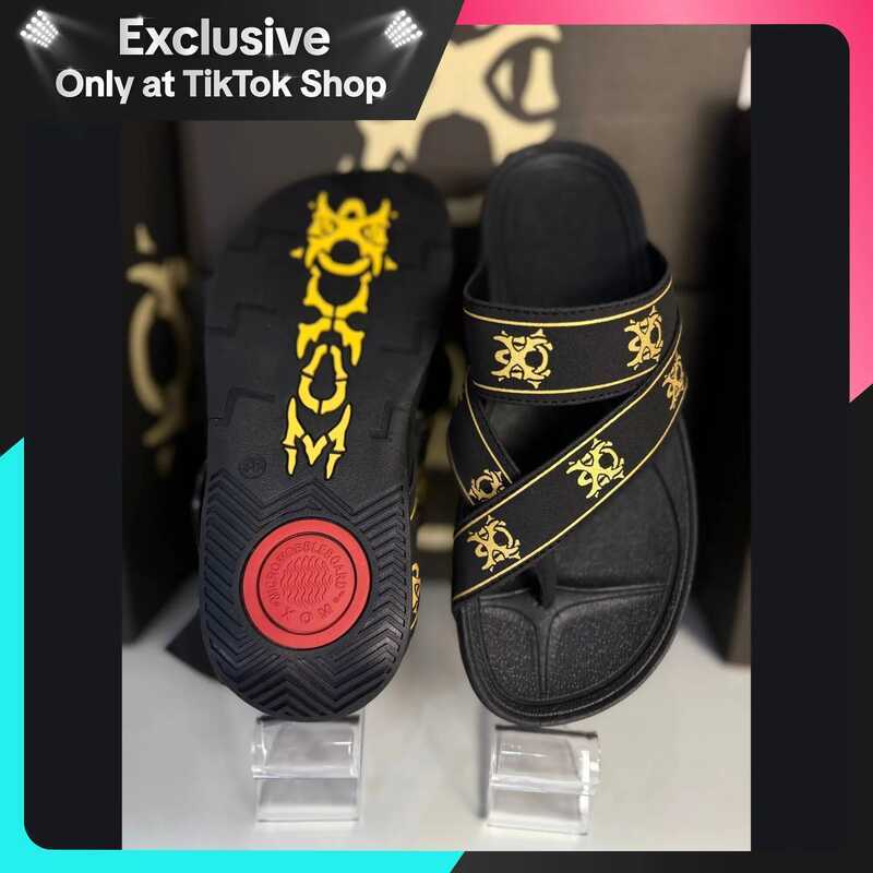 XOM รองเท้าแตะ วัสดุหน้าผ้าเป็นpu พื้นยาง น้ำหนักเบาเพื่อสุขภาพ ใส่ได้ทั้งชายและหญิง XOMBRAND