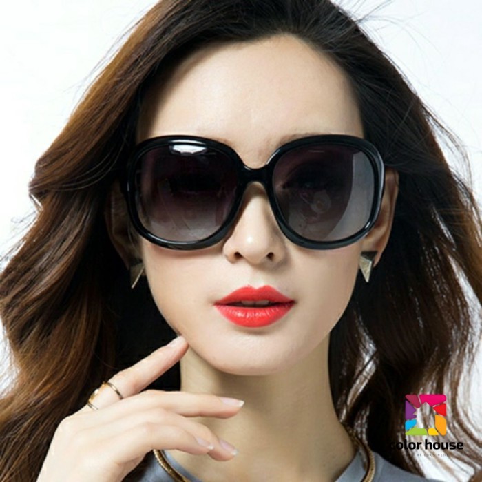 [ขายร้อน] แว่นตากันแดดผู้หญิงสไตล์ใหม่กรอบใหญ่หน้าใหญ่แว่นตากันแดดป้องกันรังสีอัลตราไวโอเลต