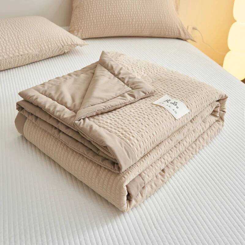 C Fluffy Soybean Fiber Summer Duvet Specialized In Breathability Comforter -Wicking Ed Blanket Qual