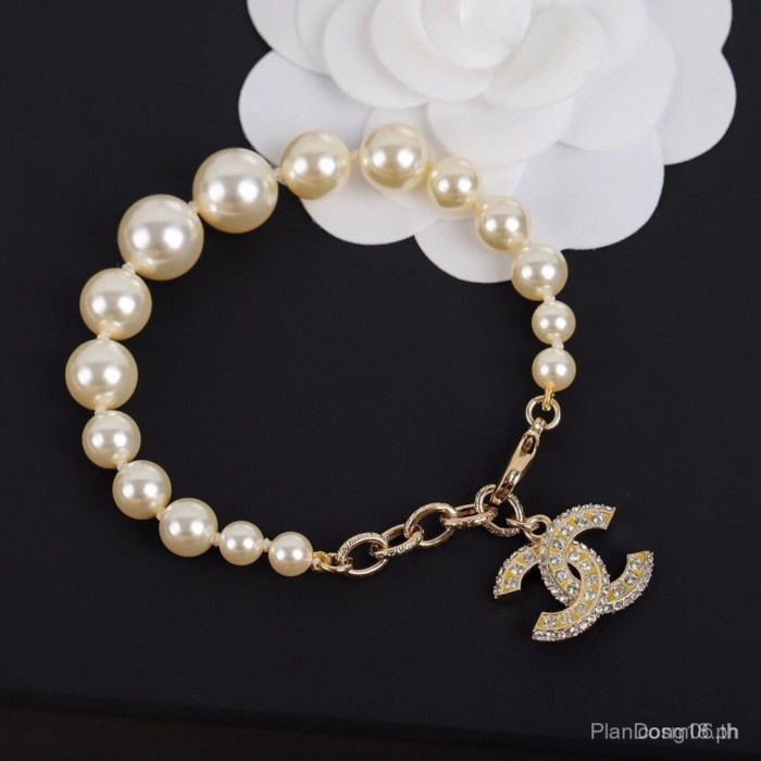 CHANEL Chanel Double Clogo Pearl Bracelet--CC