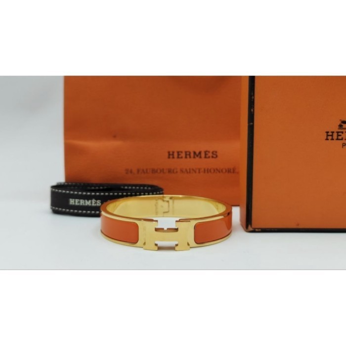 กำไล Hermes Clic H สีส้ม ทอง มือสอง