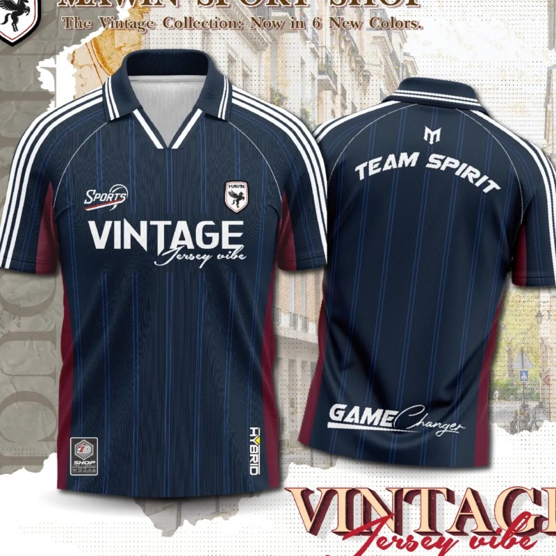 ปี 2569 เสื้อกีฬาคอปกพิมพ์ลาย Vintage Sport ใส่ได้ทั้งหญิง ชาย เสื้อยืดแขนสั้นสำหรับผู้ชาย ทำจากผ้าไมโครไฟเบอร์ สวมใส่สบายในฤดูร้อน มีให้เลือกหลายขนาด