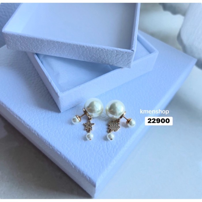 New  ต่างหู Dior พร้อมส่ง
