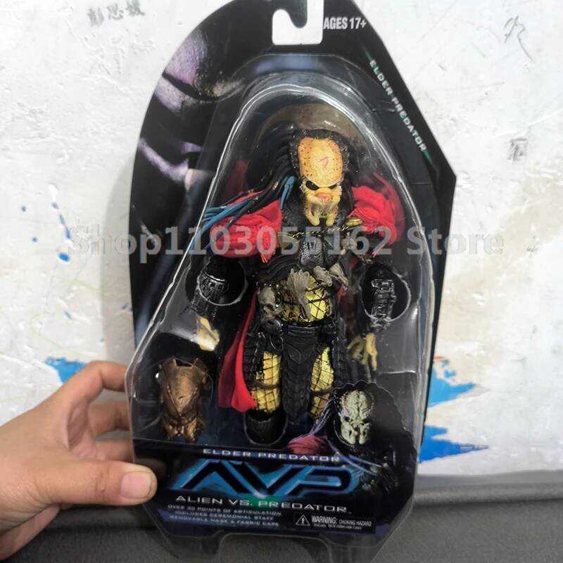 C Alien Figure Elder Predator Action Figure Anime Collection AVP Alien Predator Movie Toys Doll Bir