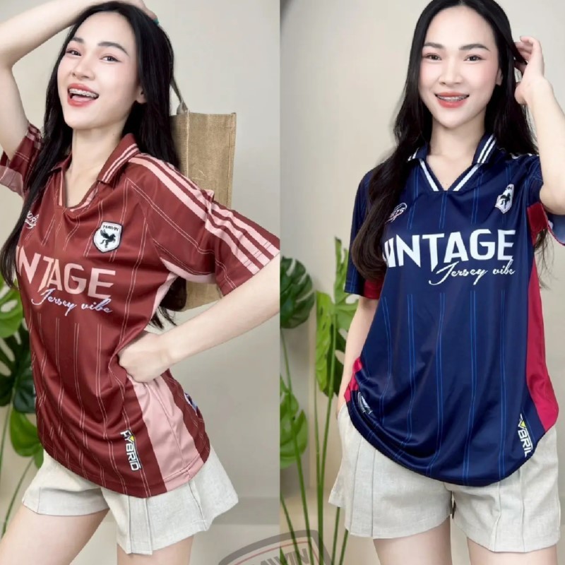 ปี 2569 เสื้อกีฬาคอปกพิมพ์ลาย Vintage Sport ใส่ได้ทั้งหญิง ชาย เสื้อยืดแขนสั้นสำหรับผู้ชาย ทำจากผ้าไมโครไฟเบอร์ สวมใส่สบายในฤดูร้อน มีให้เลือกหลายขนาด