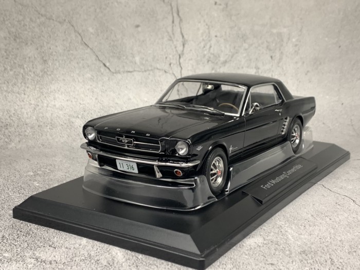 Norev 1/18 Ford Mustang Convertible Ford Mustang โมเดลรถอัลลอย