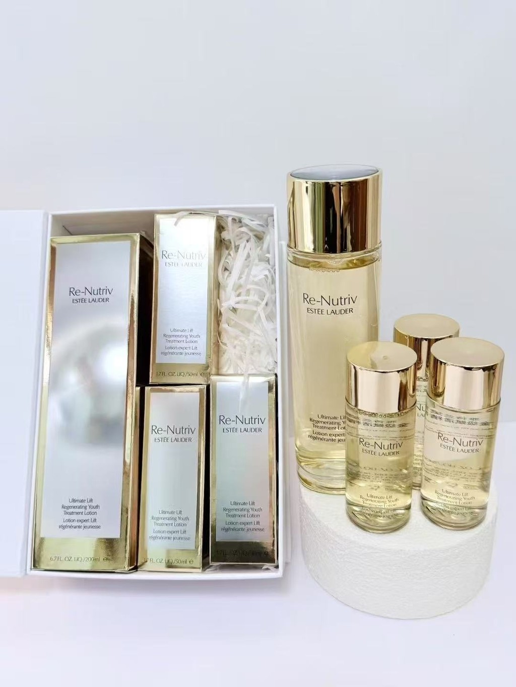 แฟชั่นขายตรงพิเศษ/145 Estee Lauder Platinum Essence Water 3+1 ชุด!บรรจุ 200ml * 1+50ml * 3. 853
